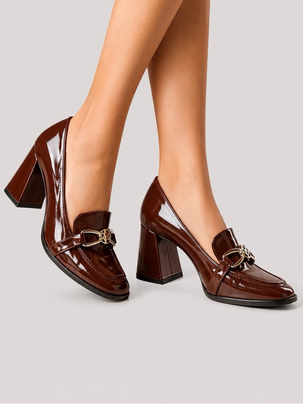 Antonio Melani Selah Leather Loafer Pumps 8 Block Heel Knot Ornament